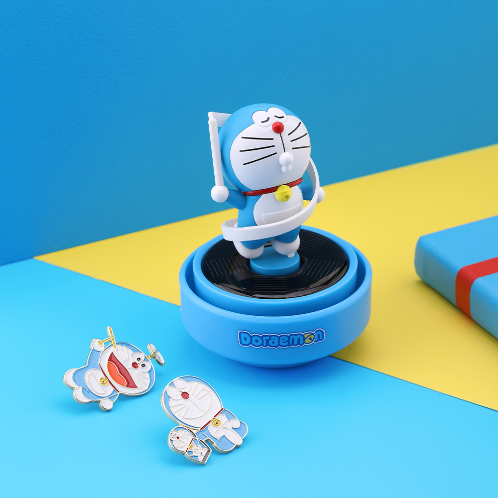 REGO Communication Sdn Bhd - Rock Space | ROCK Doraemon Solar-Powered Rotating Car Aroma Ornament
